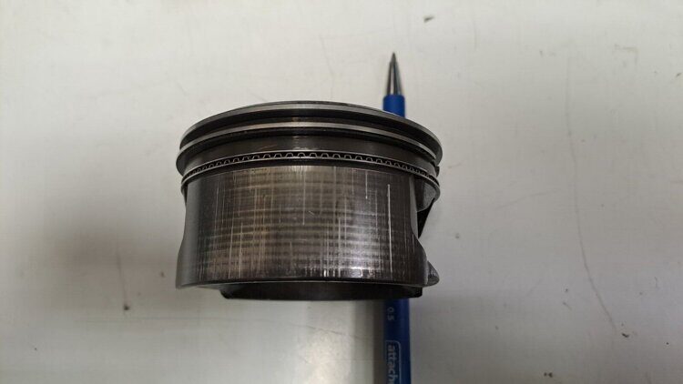 799063 Поршень в сборе(90%) Briggs&Stratton моделей 12H802 122T02  124T02 124T02 и др
